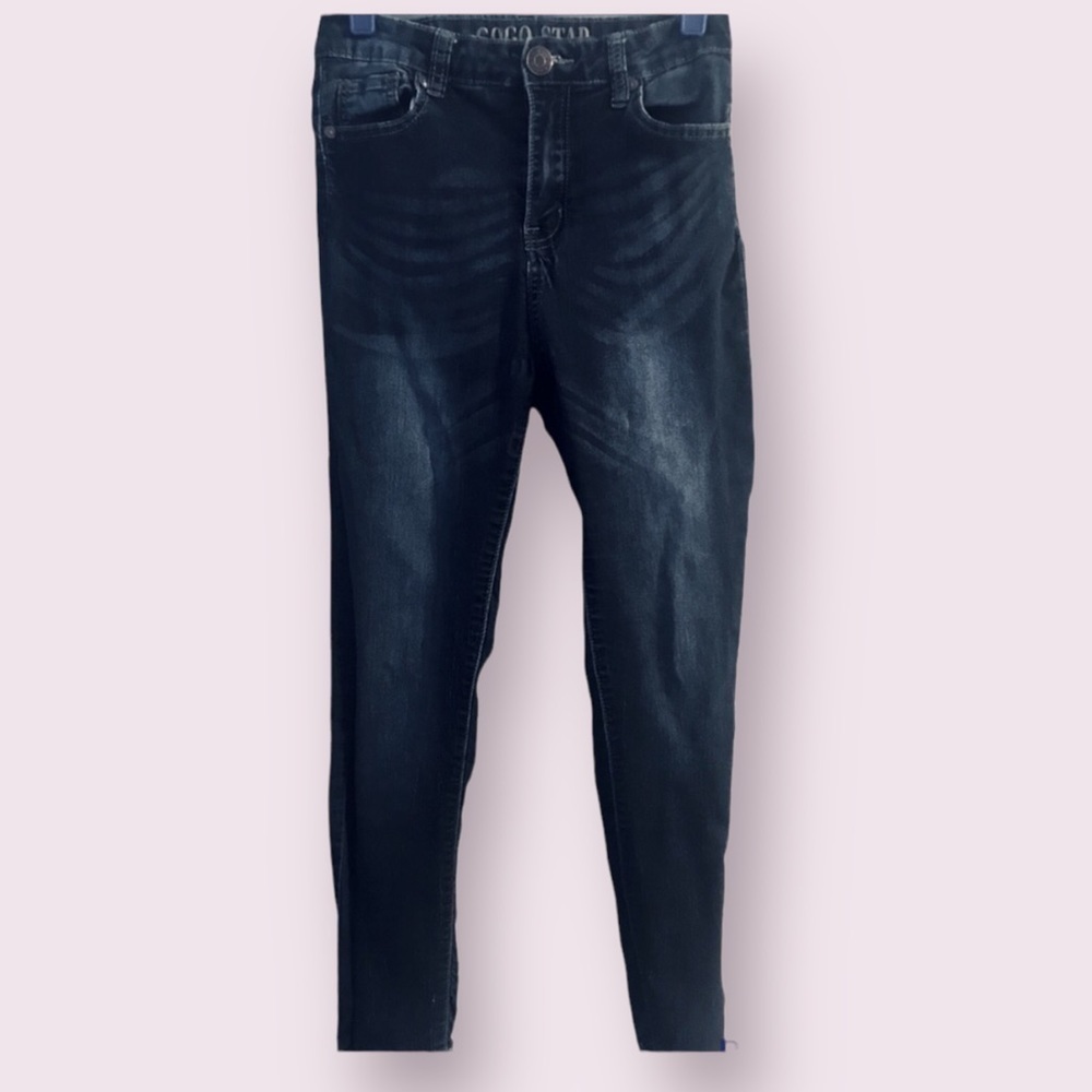 Gogo Star Womens Skinny Ankle Jeans . Size 7